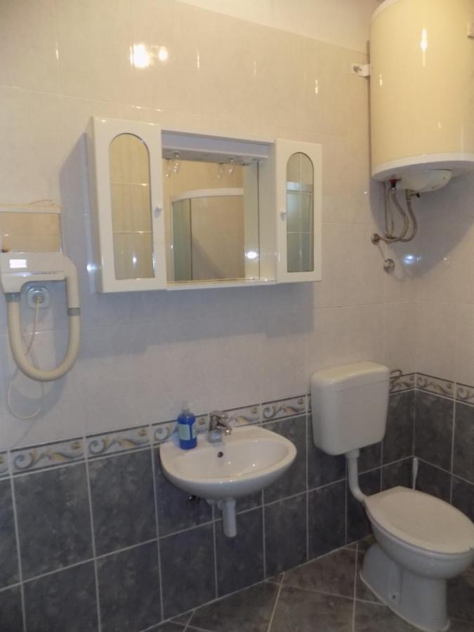 Apartment Strbic Ploce  Esterno foto